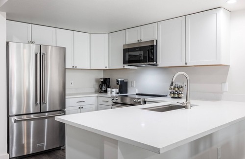 Deer Valley Condo | Walk to Everything on Main Street, Private Hot Tub, Amazing Views!