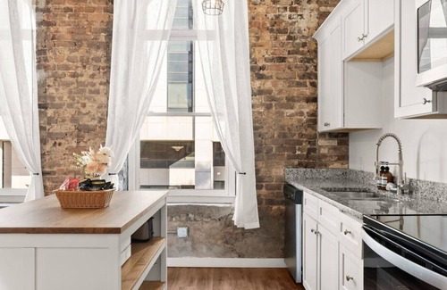 South Downtown Apartment | Walk to Georgia World Congress Center | Downtown Duo