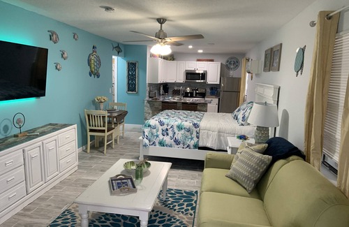 Englewood Apartment | WALK TO GULF BEACH ACCESS! Coastal Studio – Starfish Stays 2C Dog Friendly.