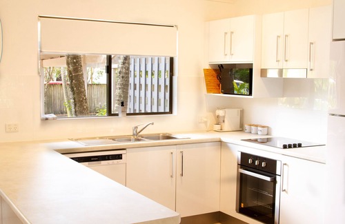 Noosa Heads House | Walk to Hastings St & Gympie Tce - Prime Location