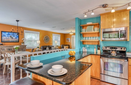 St. Augustine House | Walk to Historic Downtown Attractions, Shops, and Restaurants! $300 in Free Tickets Per Day!