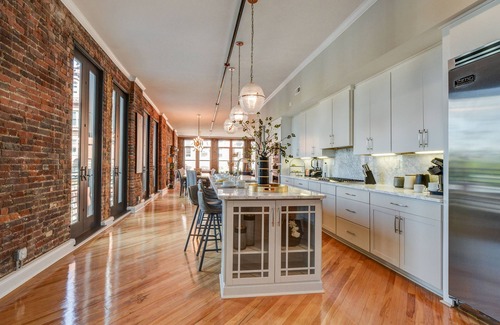 Downtown Nashville Condo | WALK to Honky Tonks from a Unique and Private Loft Downtown