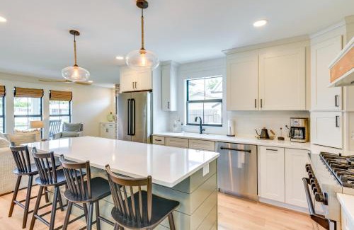 Laguna Beach House | Walk to Laguna Beach PCB Home with Pool Near Gulf!