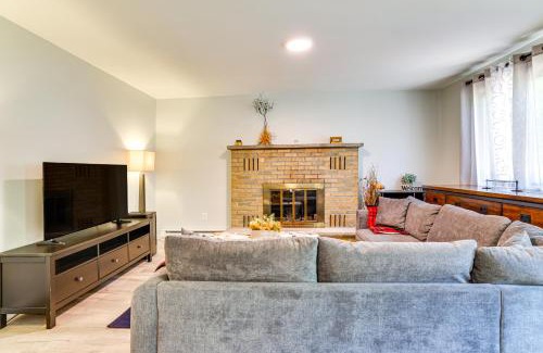 Tobyhanna House | Walk to Lake Carobeth Gem in Pocono Country Place