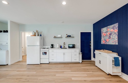 Buchanan Dam Apartment | Walk to Lake LV2 EV Charge Fish Hike Pickleball Skyline Club Coming Feb 25 3 Acre Property
