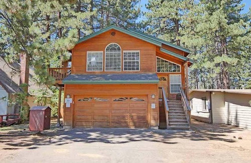 Bijou Park House | Walk to Lakeview Commons Beach - July Available! 3301M~