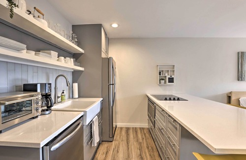 Frisco Apartment | Walk to Main St: Modern Frisco Studio!