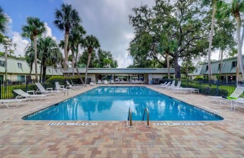Hilton Head Island House | Walk to Ocean, Coligny Plaza & Park-2nd Row