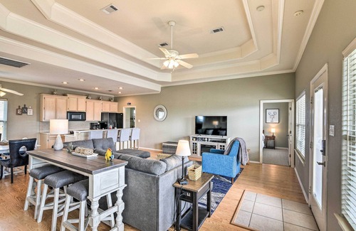 Port Bolivar House | Walk to Ocean: 'Pura Vida' Crystal Beach House!