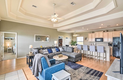 Port Bolivar House | Walk to Ocean: 'Pura Vida' Crystal Beach House!