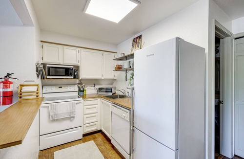 McCall Apartment | Walk to Payette Lake: Mccall Condo w/Fireplace