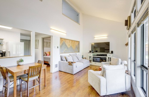 McCall Apartment | Walk to Payette Lake: Mccall Condo w/Fireplace