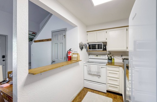 McCall Apartment | Walk to Payette Lake: Mccall Condo w/Fireplace