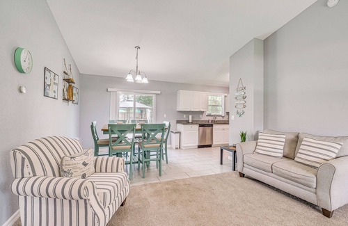 Dunnellon House | Walk to Rainbow River: Florida Home w/Outdoor Fun
