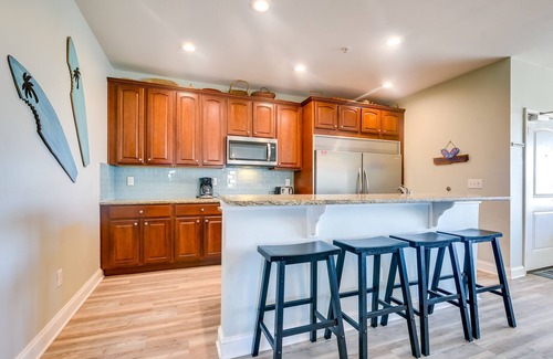 Windy Hill Condo | Walk to Shore: Roomy Condo in North Myrtle Beach!