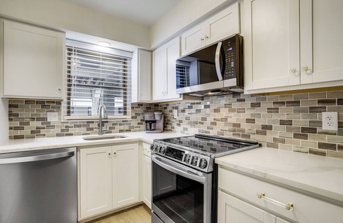 Bethany Beach House | Walk to Shore & Boardwalk: Bethany Beach Retreat