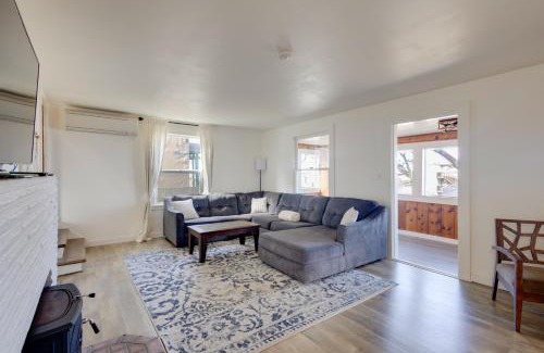 Rockaway Beach House | Walk to Shore Rockaway Beach Retreat with Hot Tub!