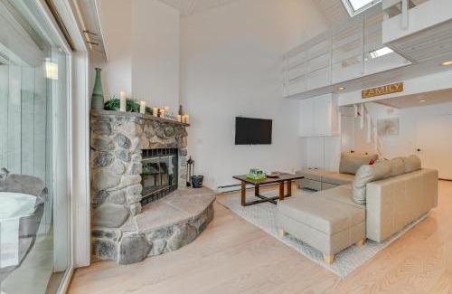 Windham House | Walk to Ski Lift Family-Friendly Windham Townhome