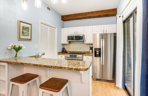 Wintergreen Condo | Walk to Slopes: Wintergreen Resort Condo w/Pool