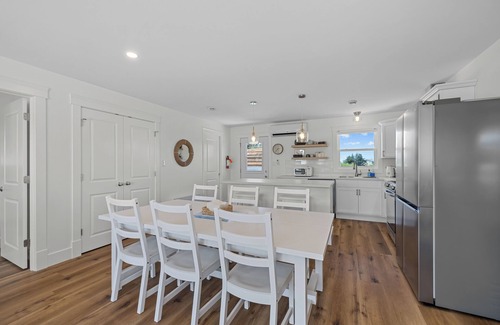 Darnley Cottage | Walk To Stunning Beach- Cottage With Hot Tub- Little Sandy Cottage Darnley PEI
