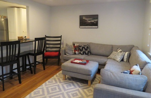 Falmouth House | Walk to Surf Drive Beach
