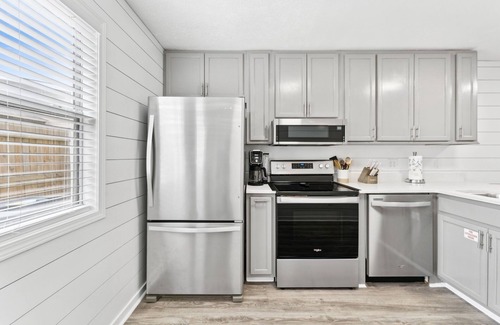Bahama Beach Condo | Walk To The Beach, Restaurants & Shipwreck Waterpark - 2.5 Miles From Pier Park