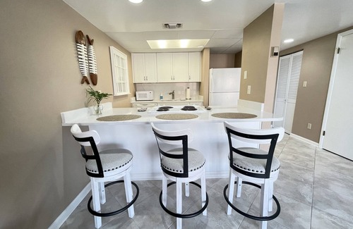Villa Sabine Condo | Walk to the Beach! Great Rates, Great Location!