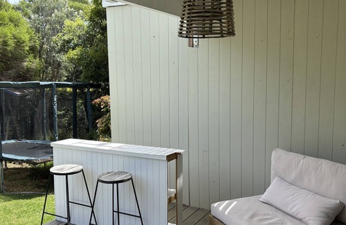 Mount Eliza House | Walk to the beach and shops, cruisey beach house in quiet location.