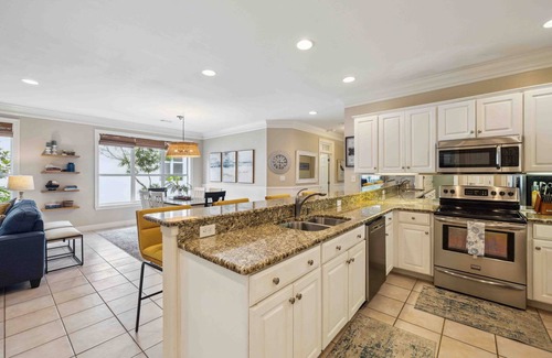 Crystal Beach House | Walk to the Beach and the Pool! One Story Home in Gated Comm! ~ Chateaux Sans So