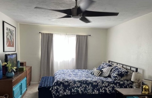 Alamitos Beach Condo | Walk to the Beach from our Condo on Retro Row!