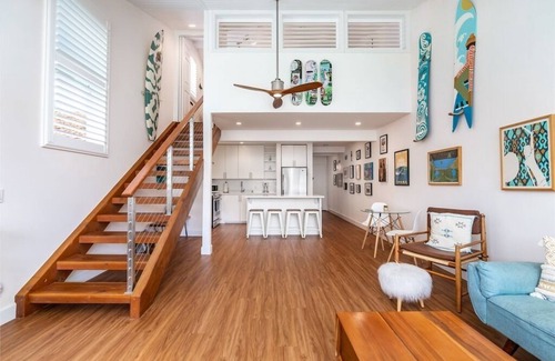 Kahuku Apartment | Walk to the beach! North Shore Surf House