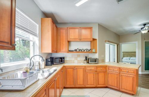 New Smyrna Beach Apartment | Walk to the Beach! New Smyrna Hideaway with Patio
