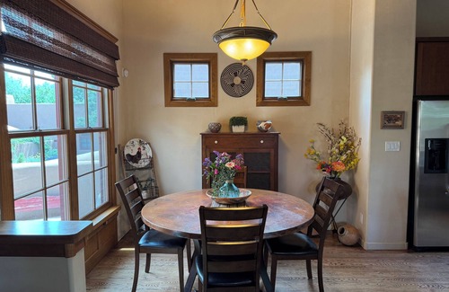 Northeast Santa Fe Condo | WALK TO THE PLAZA House - 2 Bedrooms and 2 Baths Sleeps 4