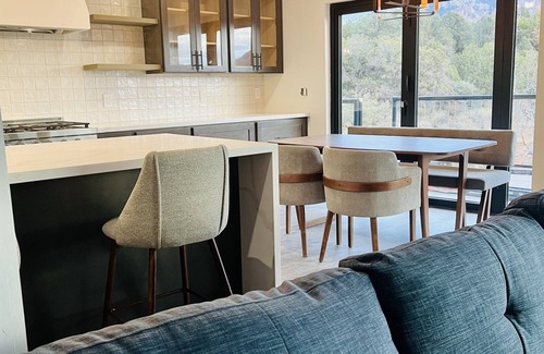 Uptown Sedona House | Walk to Uptown Stunning Views Hot Tub 5BR