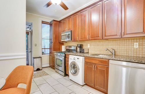 Hoboken Apartment | Walk to Washington St: Hoboken Apt w/Balcony!