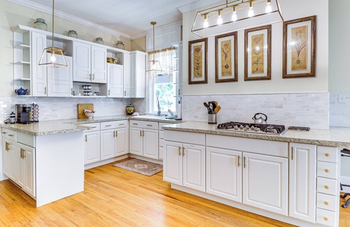 Elizabeth City House | Walk to Waterfront: Downtown Elizabeth City Home!