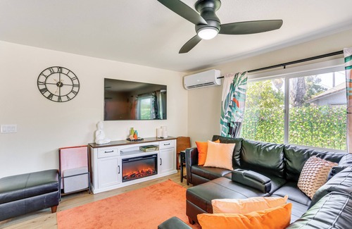 Redding House | Walkable & Bright Bungalow in Dtwn Redding!
