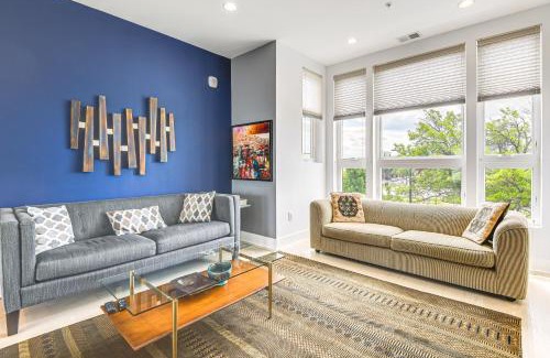 Park View Apartment | Walkable Columbia Heights Condo with Rooftop Deck!