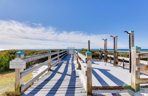 Rosemary Beach Apartment | Walkable Condo with Pool Btwn Rosemary and Alys Beach!