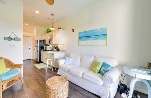 Rosemary Beach Apartment | Walkable Condo w/Pool Btwn Rosemary & Alys Beach!