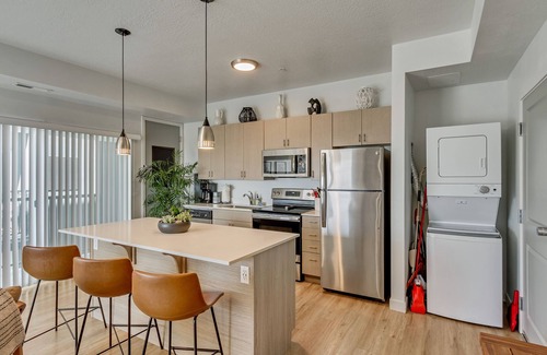 Downtown Salt Lake City Apartment | Walkable Downtown Apartment with On-site Gym & Views
