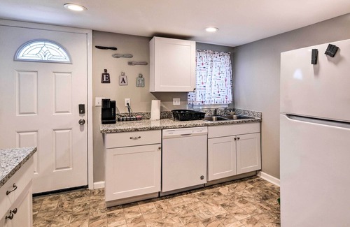 Galveston Apartment | Walkable Galveston Apartment w/Hot Tub Access