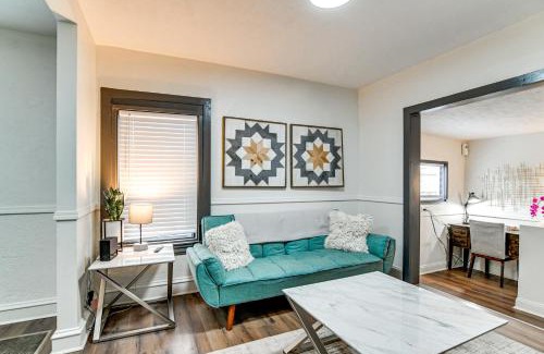 Downtown Omaha Apartment | Walkable Location Welcoming Unit in Omaha