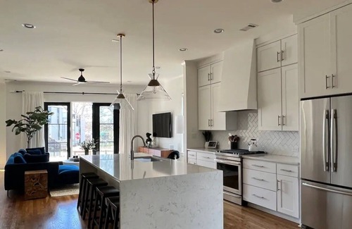 Reynoldstown House | Walkable Luxury Home on Beltline w/ Rooftop Oasis