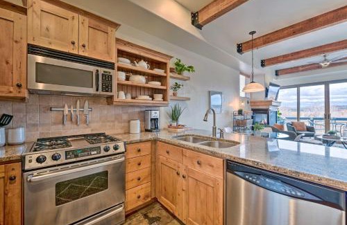 Kimball Junction House | Walkable Park Mountain Getaway Hot Tub and Views!