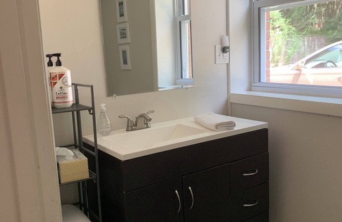 Falconhurst Apartment | Walkable, Sunny West Asheville Studio