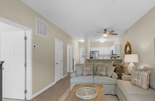 Seagrove Beach Condo | Walkable to Dining, Shopping, Beach | Sleeps 6 | Free Bike Rentals + More!