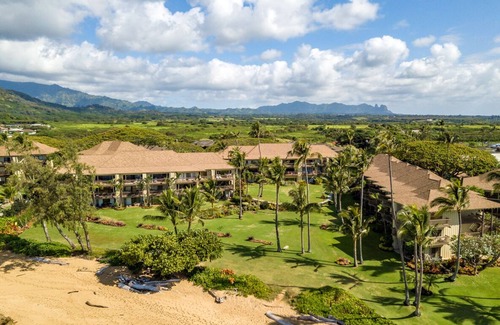 Wailua Condo | Walkable to town and Oceanfront with A/C!