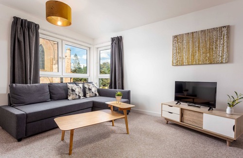 Kilmarnock Apartment | Walker Suite No53 - Donnini Apartments