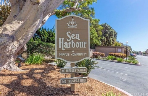 Huntington Beach Condo | Walking Distance to the Beach!
